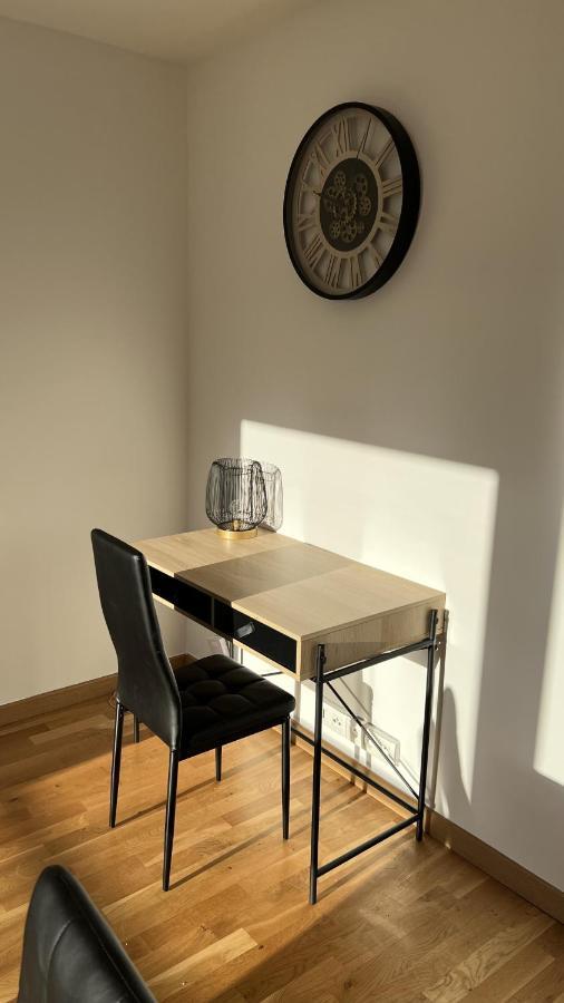 Superbe appartement en centre-ville, 20min de Paris, 5 min d'Enghien Saint-Gratien Extérieur photo